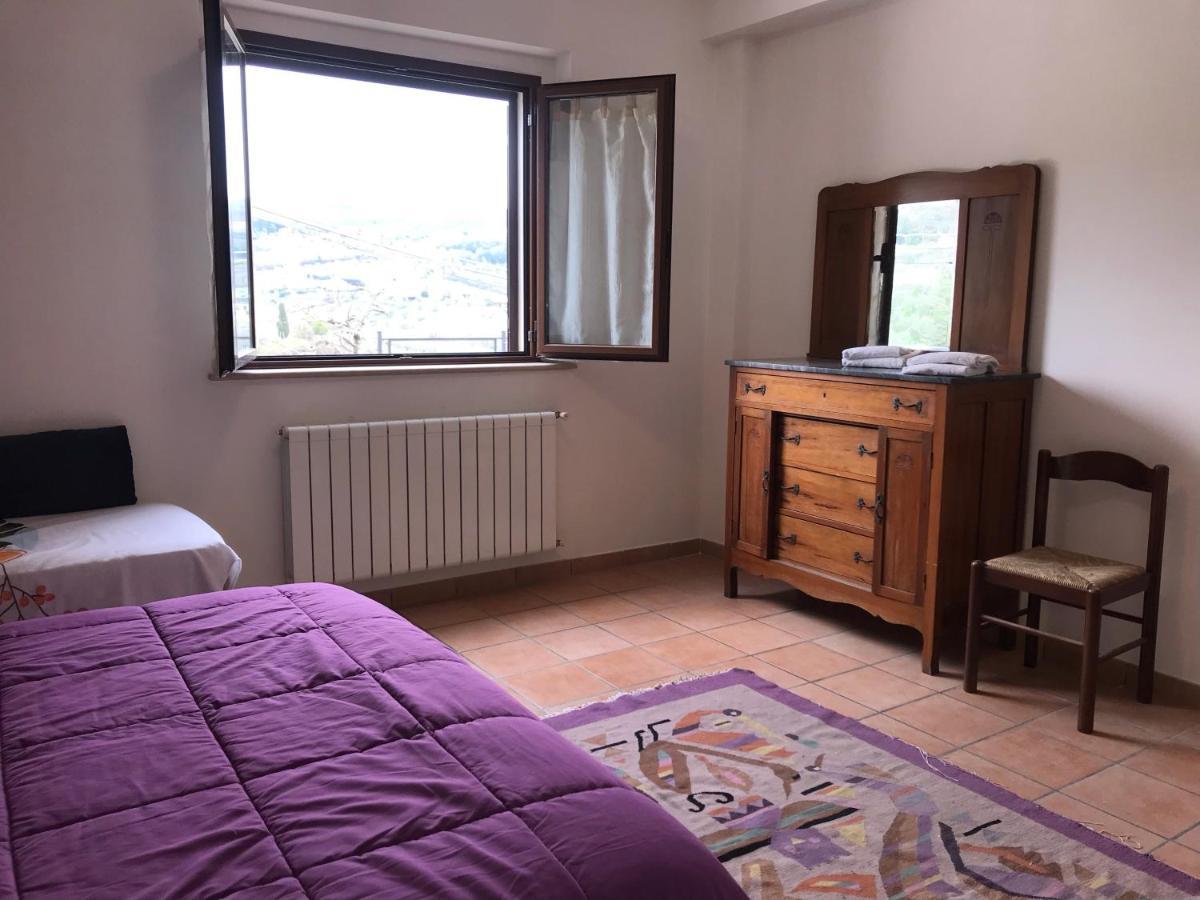 La Casa Di Demetra. Un Paradiso Tra Gli Olivi. Montecchio  Extérieur photo